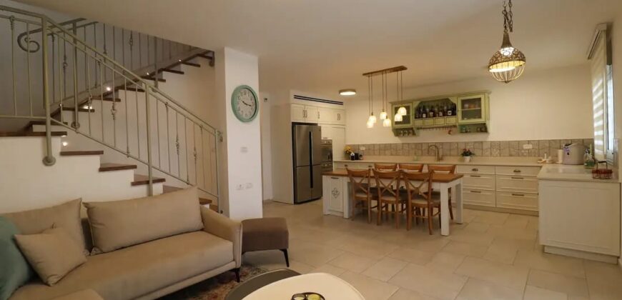 למכירה בשכונת החורש למכירה בשכונת החורש