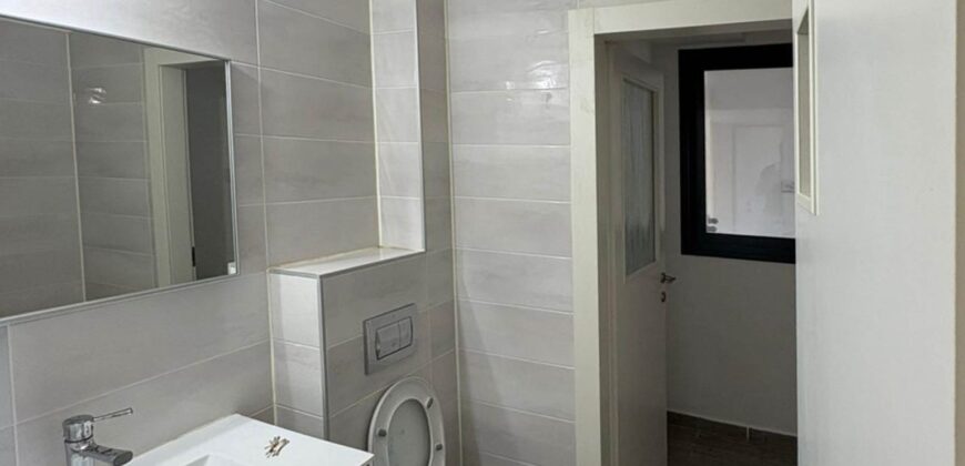 למכירה בשכונת הפרחים המבוקשת.