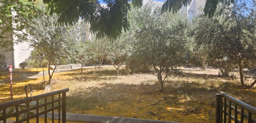 למכירה בחריש