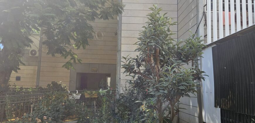 למכירה בחריש