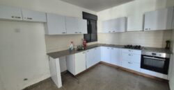 למכירה בחריש למכירה בחריש