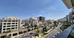 למכירה בחריש למכירה בחריש